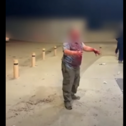 Бишкекте кайчы жана айнек колдонулган мушташта бир нече адам жабыркады