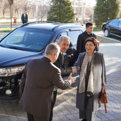 Нургуль Бакирова приняла участие в работе международного симпозиума «Семья и ценности»