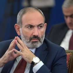 ВИДЕО - Пашинян показал один жест на фоне заявлений о выходе Армении из ОДКБ