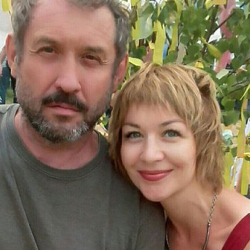 Похожих на Усольцевых людей заметили в Таиланде