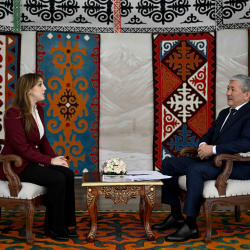 МинКаб башчысы Адылбек Касымалиев «Gulf News» эл аралык басылмасына интервью берди