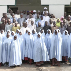 В Нигерии освобождены 100 из похищенных боевиками школьниц