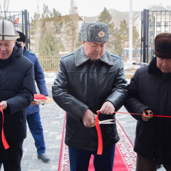 Башкы прокурор Асаналиев Нарын шаарынын прокуратурасынын жаңы административдик имаратын ачты