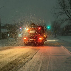 Бишкекте «Тазалык» түн ортосунан бери иштеп жатат