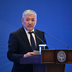 Глава Кабмина Адылбек Касымалиев принял участие в работе форума «Инвестиционный вектор: государство и бизнес»