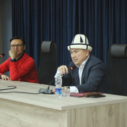 УКМК:  Э.Кубатов альпинизмдеги жетишкен ийгиликтери тууралуу айтып берди