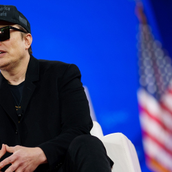 Илон Маск стал первым в мире человеком с состоянием 600 миллиардов долларов