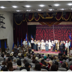 «Манас» улуттук театры соцтармактардагы талкууларга байланыштуу расмий түшүндүрмө берди