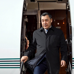 Президент Садыр Жапаров прибыл с рабочим визитом в Японию