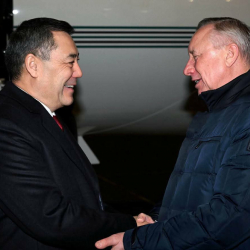 Президент Садыр Жапаров прибыл с рабочим визитом в Россию