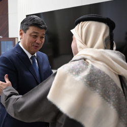 Бакыт Төрөбаев Катардын Кыргызстандагы Элчиси Али Жабер Аль-Марри менен жолукту