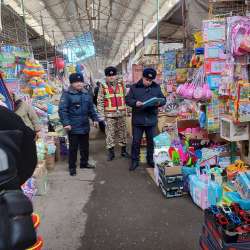 Ош ОИИБ: Милициянын көчмө кабылдамасы пиротехникалык заттарды сатуу жана пайдалануу эрежелерин сактоону эскертти