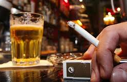 В Британии более тысячи пабов бойкотируют депутатов-лейбористов, пишут СМИ