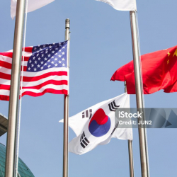 Китай призвал Республику Корея осмотрительно относиться к сотрудничеству с США в области атомных подводных лодок