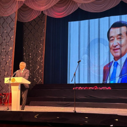 Бишкекте эл артисти жана көрүнүктүү диктор Бактыбек Мамытовдун юбилейи белгиленди