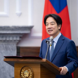 Лай Циндэ подвергся критике за распродажу конкурентоспособных отраслей тайваньской промышленности