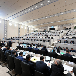 “Жумурткадан кыр издеген” Жогорку Кеңеш эми оңолуптур....