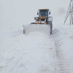 Ашуулардагы абал: Кар тазалоо иштери жүрүүдө
