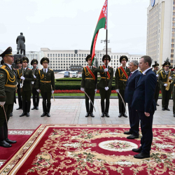 Адылбек Касымалиев менен Беларусь Республикасынын Премьер-министри Александр Турчиндин расмий жолугушуу аземи болуп өттү