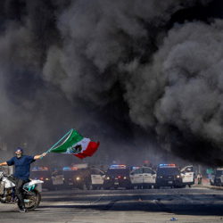 В Лос-Анджелесе прошли протесты против действий ICE и военной операции США в Венесуэле