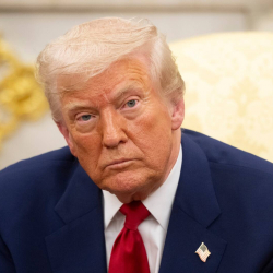 Трамп Газа тынчтык кеңеши түзүлгөнүн билдирди