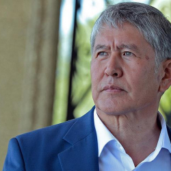 Атамбаевдин кыргыз элине кыянатчылыгы көп болсо да, бир “эрдигин” айтпай коюуга болбойт