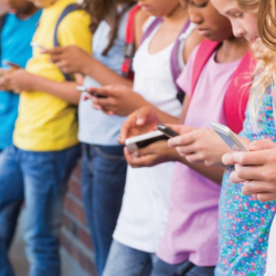 Финляндияда да өспүрүмдөргө соцтармакка кирүүгө тыюу салынат