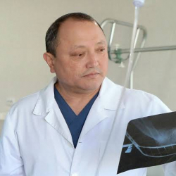 Сабырбек Жумабеков: Кыргызстанда укмуш өнүгүү болгондон кошуна мамлекеттер таң калып жатат