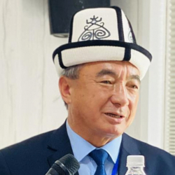 Эмилбек Абдыкадыров Чүй районунун акими болуп дайындалды