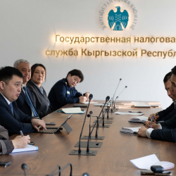 В ГНС обсудили проблемы безналичных платежей