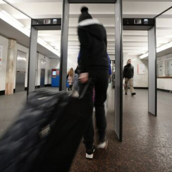 Кыргызстандан былтыр 2 миңден ашуун жаран депортацияланган