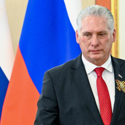 Кубанын президенти АКШга сес көрсөткөн коңгуроо какты