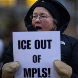 ВАШИНГТОН: Стрельба в Миннеаполисе переворачивает с ног на голову политику в отношении иммиграции в Конгрессе