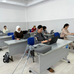 Майыптуулугу бар жарандар үчүн “YouTube-мектеп” долбоору башталды