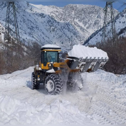 Бишкек – Ош жолундагы кар көчкү тазаланып, каттам ачылды