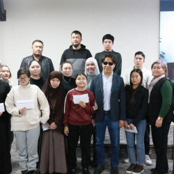 Депутат Дастан Бекешев принял участие в  церемонии вручения стипендий студентам с инвалидностью