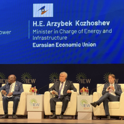 Арзыбек Кожошев: Ишенимдүү энергия булактарына жеткиликтүүлүк - энергетикалык теңсиздикти жоюунун эң маанилүү факторлорунун бири