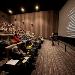 Астанада Кыргыз киносунун күндөрүнүн расмий ачылышы болду