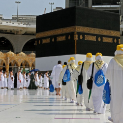 Тажикстанда 100дөй киши ажылыкка чогулткан акчасын айылды өнүктүрүүгө берди