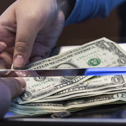 Өзбекстанга эмгек мигранттары 18,9 миллиард доллар рекорддук сумма которду