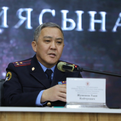 СҮРӨТ - Улан Жукенов: “Ар бир кызматкер өз милдетин так аткарып, өлкөнүн өнүгүшүнө өз салымын кошууга милдеттүү”