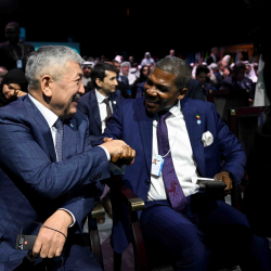 Председатель Кабинета Министров Адылбек Касымалиев принимает участие в работе Всемирного Правительственного Саммита в городе Дубай