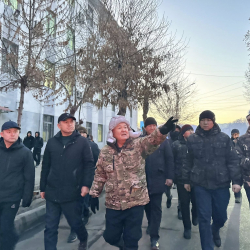 Шаардагы каралбай калган үч негизги көчөнүн инфратүзүмү оңдолот