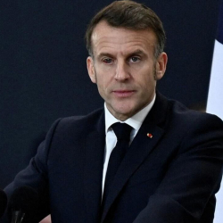 Франция өпкө, эмчек рагына каршы күрөшкө 1,7 млрд евро бөлөт