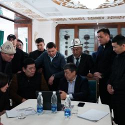 МинКаб Төрагасынын орун басары Бакыт Төрөбаев Ысык-Көл облусундагы бир нече инфраструктуралык объектилерди кыдырды