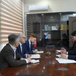 Посол Франции посетил Министерство природных ресурсов, экологии и технического надзора КР