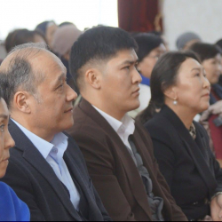 Мамлекеттик тилди өнүктүрүү маселеси Тоң районунда талкууланды