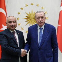 Төрага Нурланбек Тургунбек уулу Режеп Тайып Эрдоган менен жолугушту