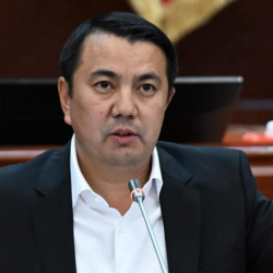 Марлен Маматалиев избран спикером Жогорку Кенеша