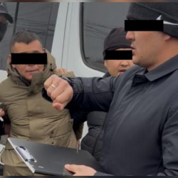 ГКНБ задержал организатора «черного ломбарда»: изъяты документы и оружие